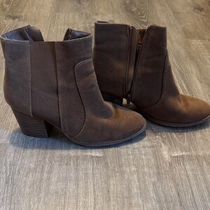 Universal Thread Dark Brown Ankle Booties